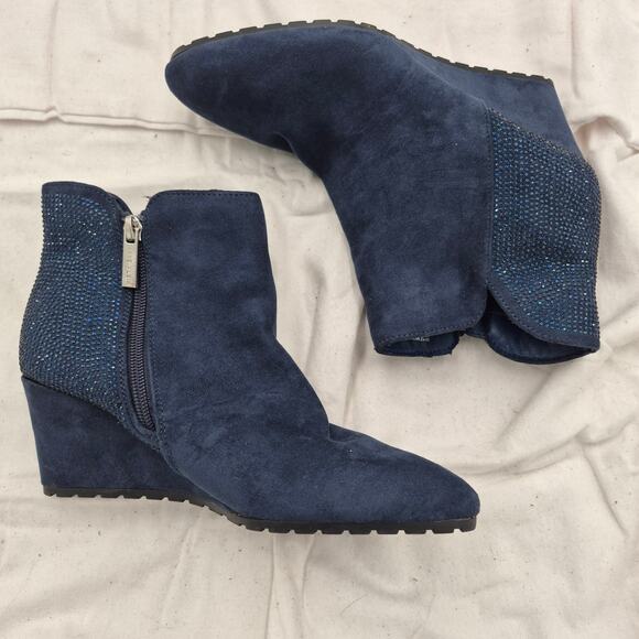 New Anne Klein Kenny Rhinestone Wedge Booties navy microsuede size 6M - Picture 2 of 7